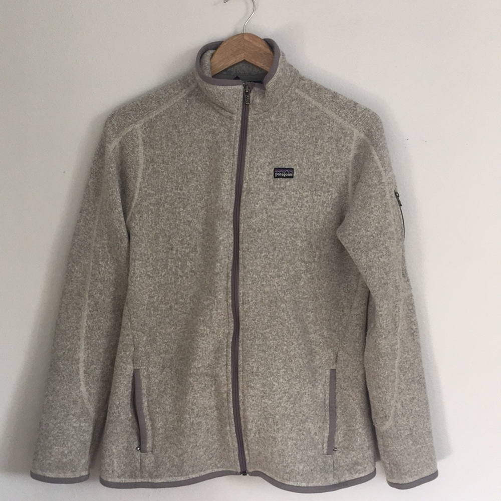 Patagonia women’s zip up sweater